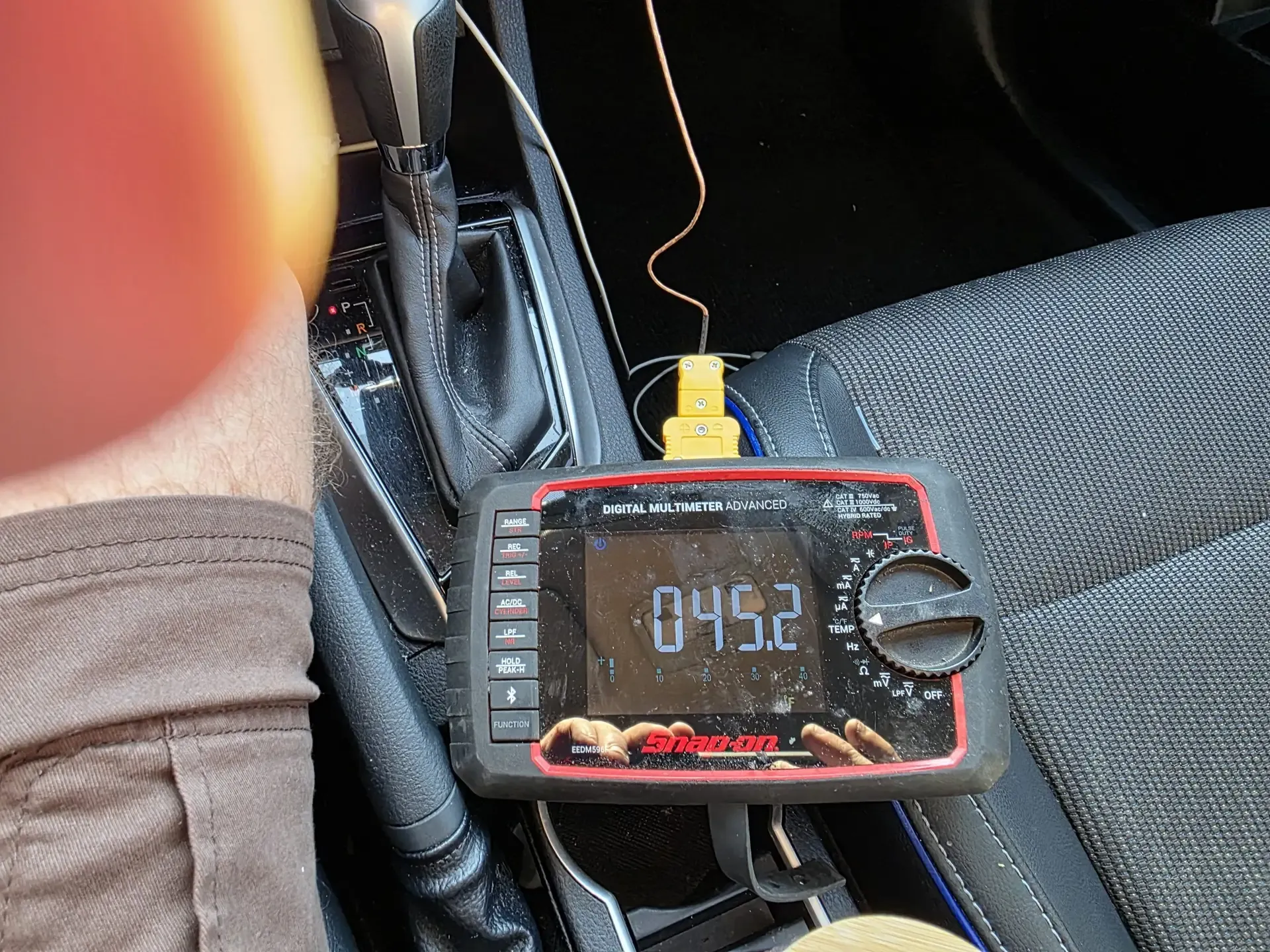 Mobile Check Engine Light Diagnostics in Nashville, TN | Mobile Auto Repair Services in Nashville | Roberts Mobile Mechanics