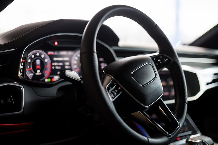 Steering Wheel Vibrations: What Causes Them? | Best Mobile Auto Repair In Nashville, TN | Roberts Mobile Mechanics