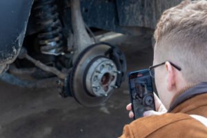 Blog | Roberts Mobile Mechanics How Mobile Brake Repair Saves You Time and Money | Best Mobile Auto Repair In Nashville, TN | Roberts Mobile Mechanics